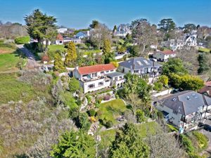 Photo 29- click for photo gallery